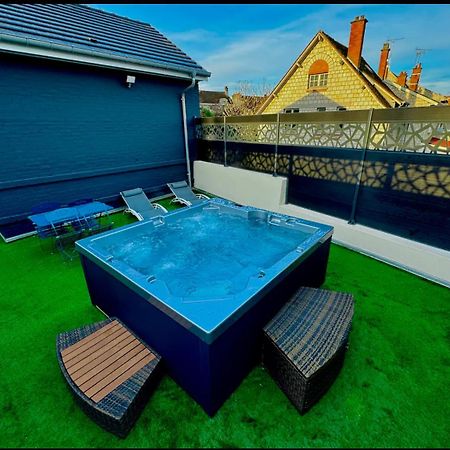 La Maison Du Faubourg Jacuzzi วิทรี เลอ ฟรองซัวส์ ภายนอก รูปภาพ