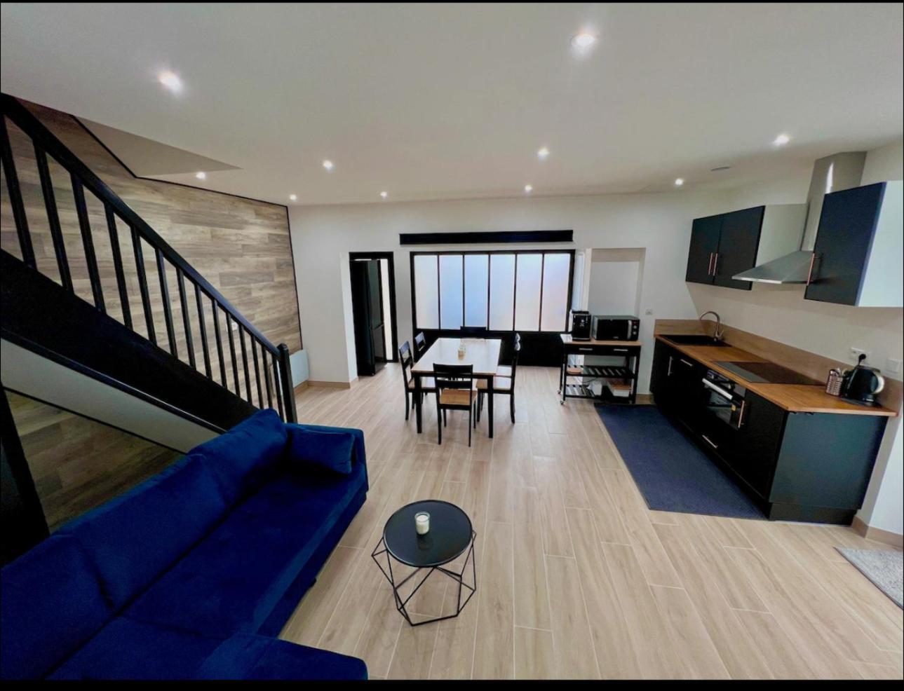 La Maison Du Faubourg Jacuzzi วิทรี เลอ ฟรองซัวส์ ภายนอก รูปภาพ